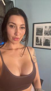 Flora Ivy's Goodbye everyone! Have a great weekend from me x