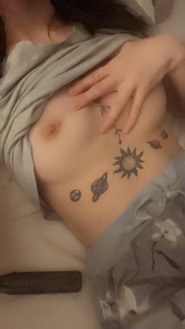 Eevie Winters's Are you comfy in bed with me?