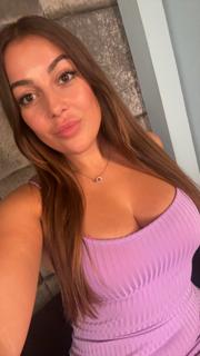 Alyssa Jay's I’m live guys! 😍