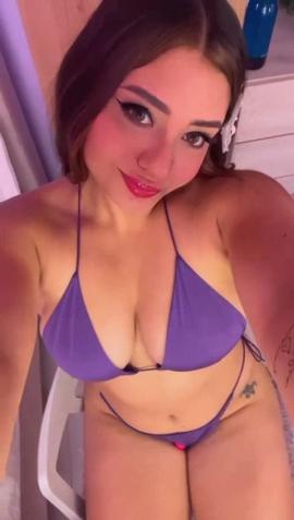 AnnyBlue's Come to My Private Room: Hot and Seductive Invite 🔥