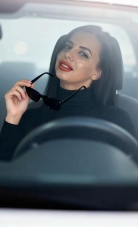 Julia Hayes's do you come with me?